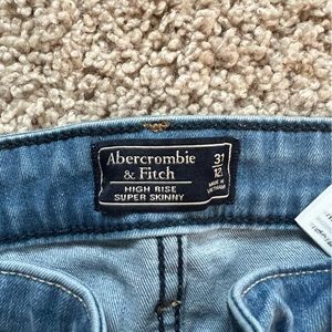 Abercrombie super skinny, high rise jeans - Size 12L